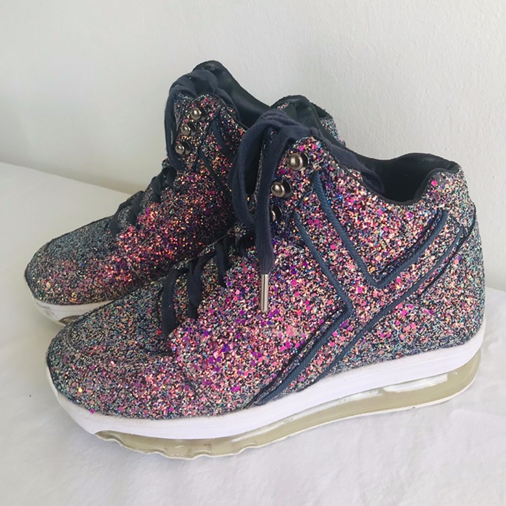 YRU Glitter Festival Sneakers (US 9)